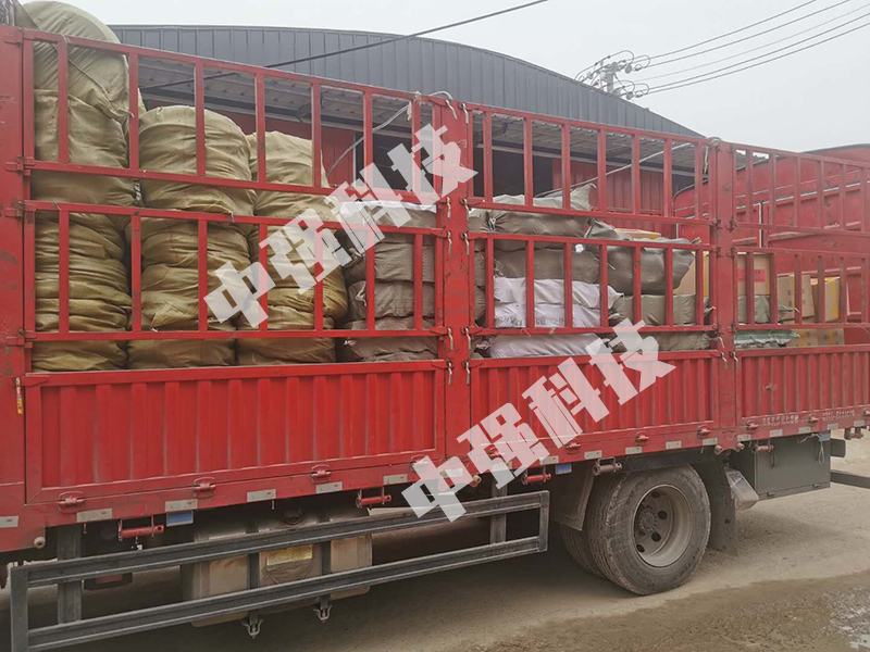 注漿封孔器+管件+球閥裝置，滿(mǎn)滿(mǎn)一大車(chē)發(fā)往山西太原